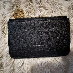 M81883
Romy Card Holder

$545.00

Colors
Black
Monogram Empreinte Leather Romy